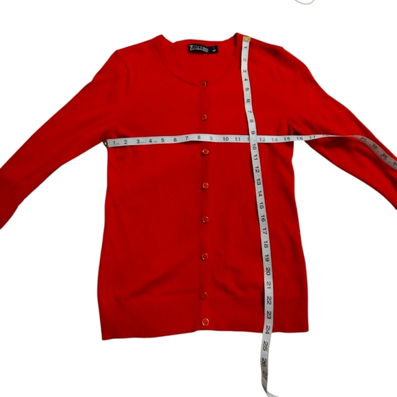 Festive 7th Avenue soft Red cardigan with 3/4 sleeves Size Small - Picture 3 of 4